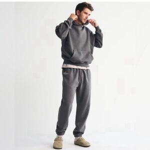 Abercrombie & Fitch Men's Charcoal Gray Sweatpants Joggers